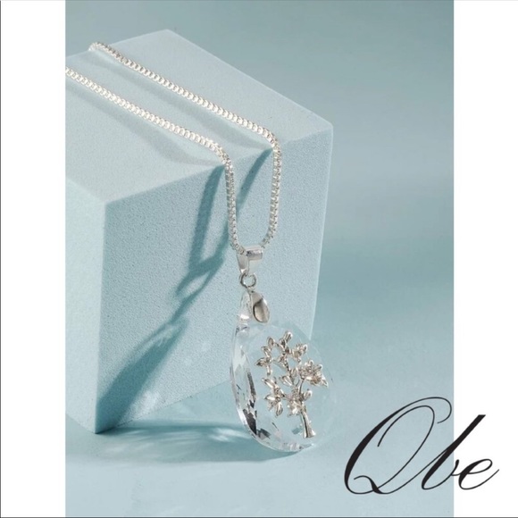 Crystal Rhinestone Drop Silver Necklace - Picture 3 of 3